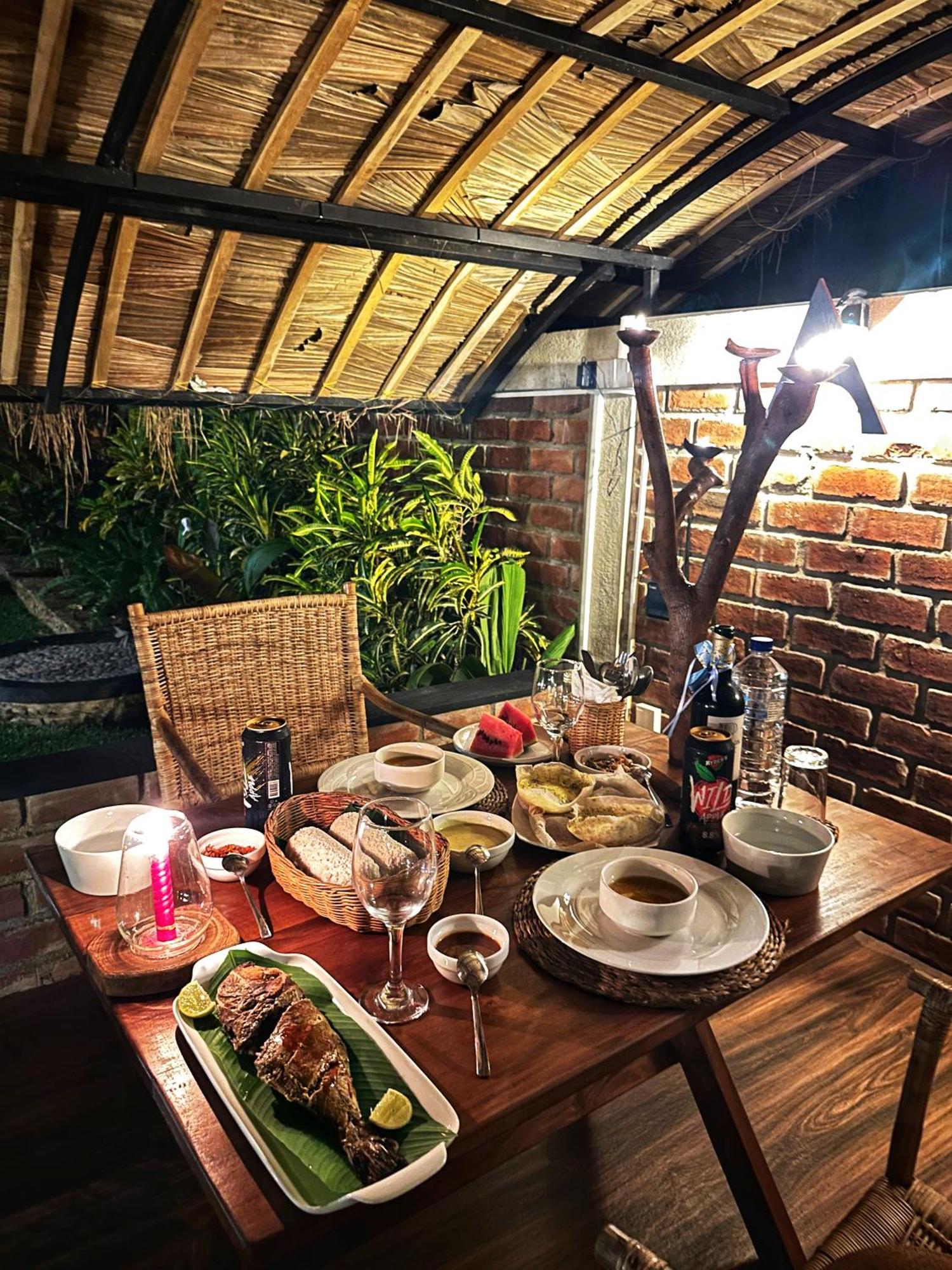 Igabara Hobbit House Hotel Tangalle Exterior foto